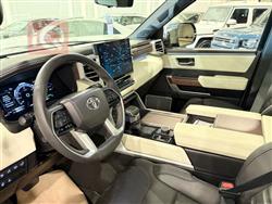 Toyota Sequoia